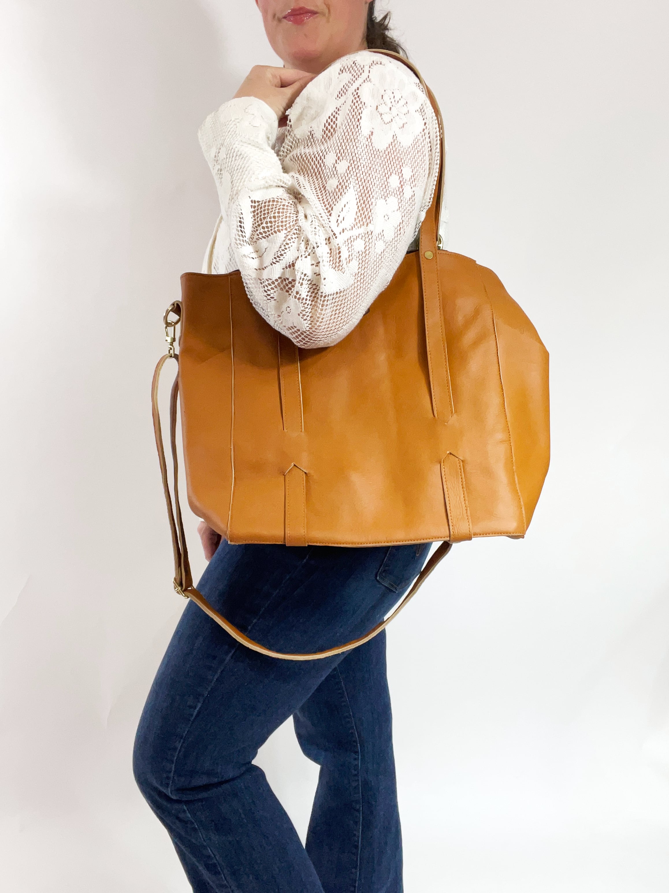 Everyday Tote Bag in Camel Leather (PREORDER)