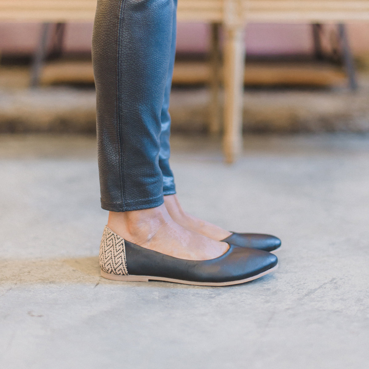 Thea Flat in Noir Leather (PREORDER)